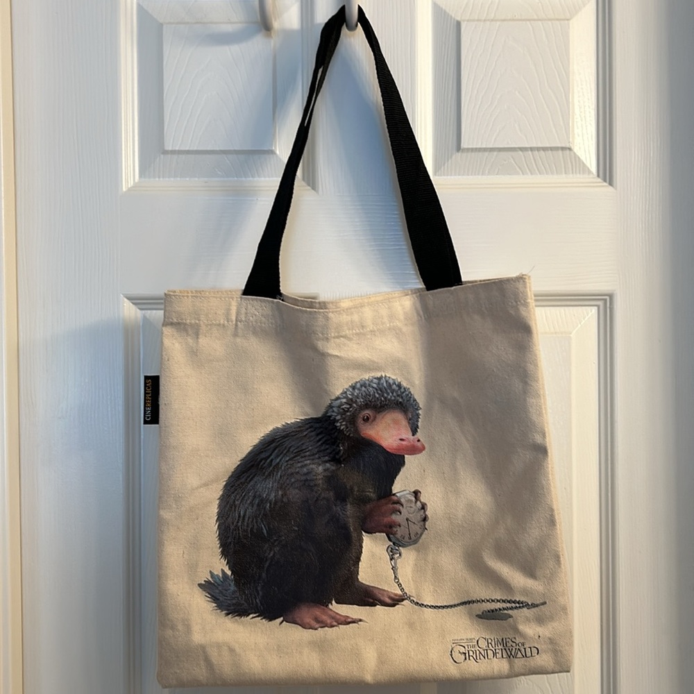 HARRY POTTER NIFFLER canvas bag - Picture 2 of 7